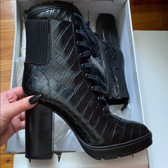 Faux croc booties - Picture 2 of 4